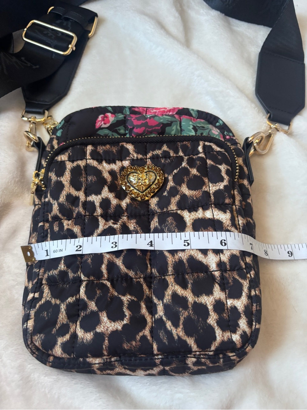 Betsey Johnson Leopard Floral Quilted Crossbody Bag Heart Logo - Picture 8 of 9